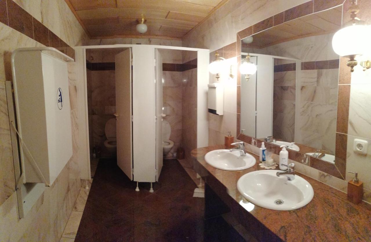 Landhotel Oberwengerhof ชปิทัล อัม เพิร์ม ภายนอก รูปภาพ
