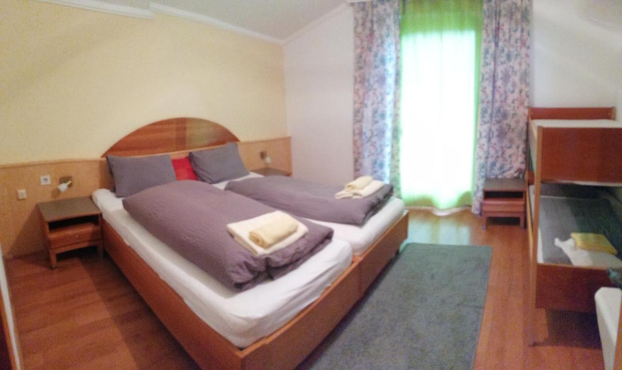 Landhotel Oberwengerhof ชปิทัล อัม เพิร์ม ภายนอก รูปภาพ