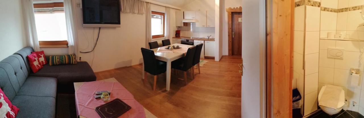 Landhotel Oberwengerhof ชปิทัล อัม เพิร์ม ภายนอก รูปภาพ