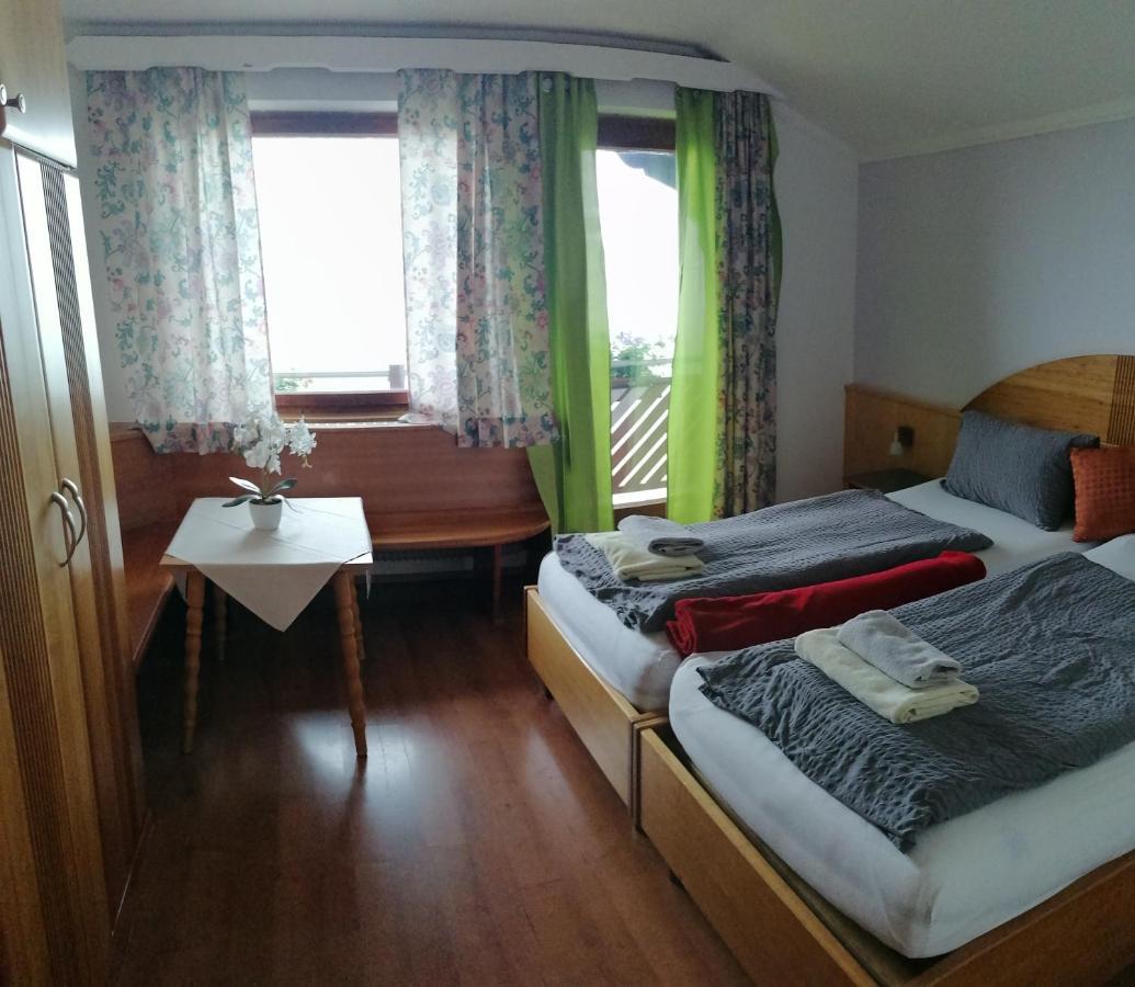 Landhotel Oberwengerhof ชปิทัล อัม เพิร์ม ภายนอก รูปภาพ