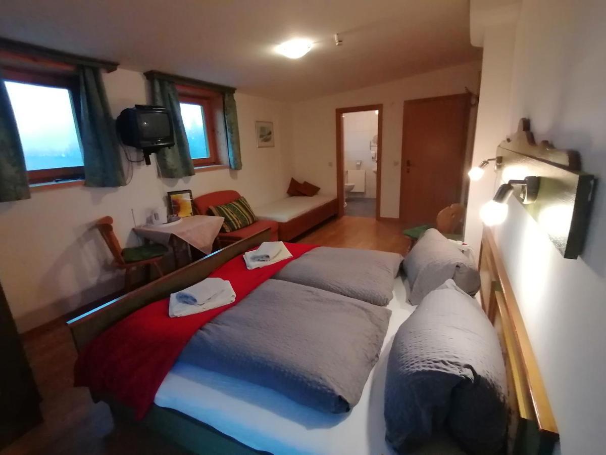 Landhotel Oberwengerhof ชปิทัล อัม เพิร์ม ภายนอก รูปภาพ